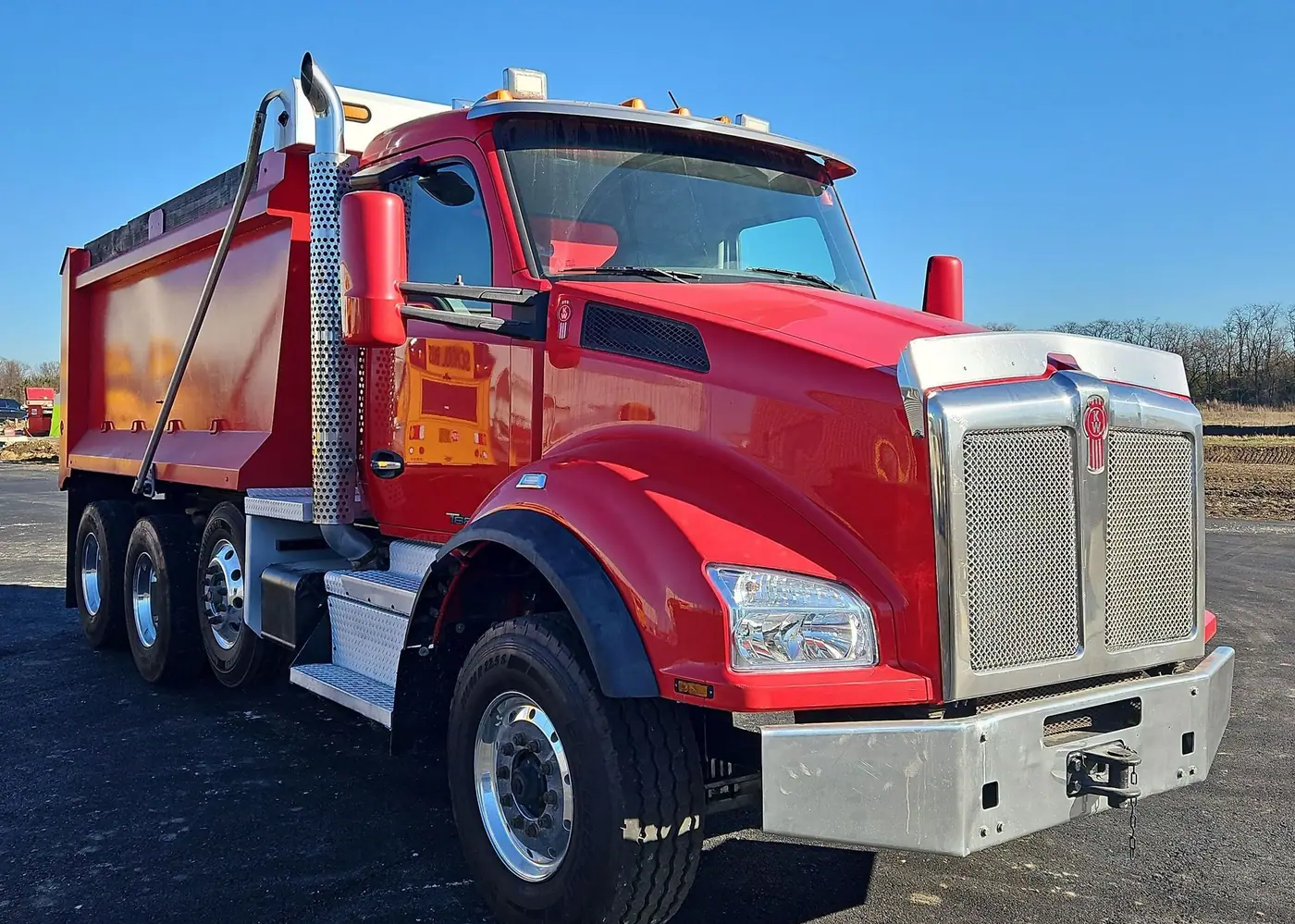 Additional view of 2018 Kenworth T880 Dump Truck